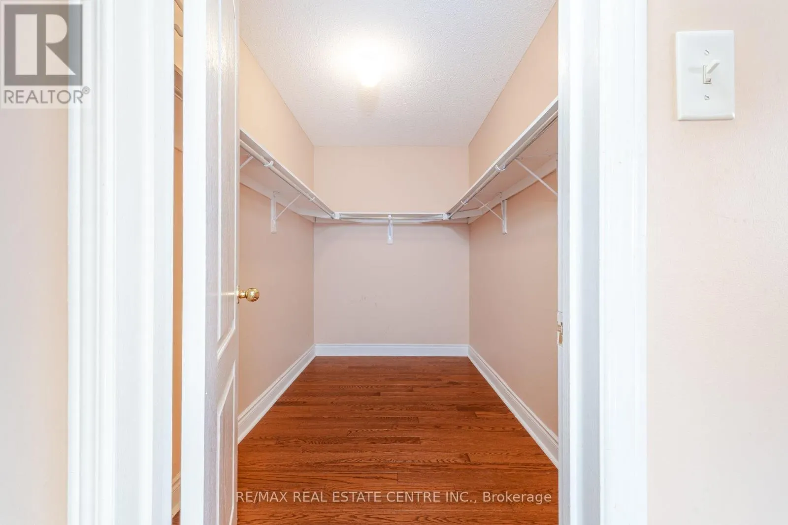 181 BRISDALE DRIVE
