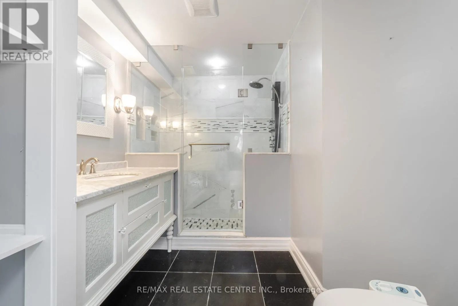 181 BRISDALE DRIVE