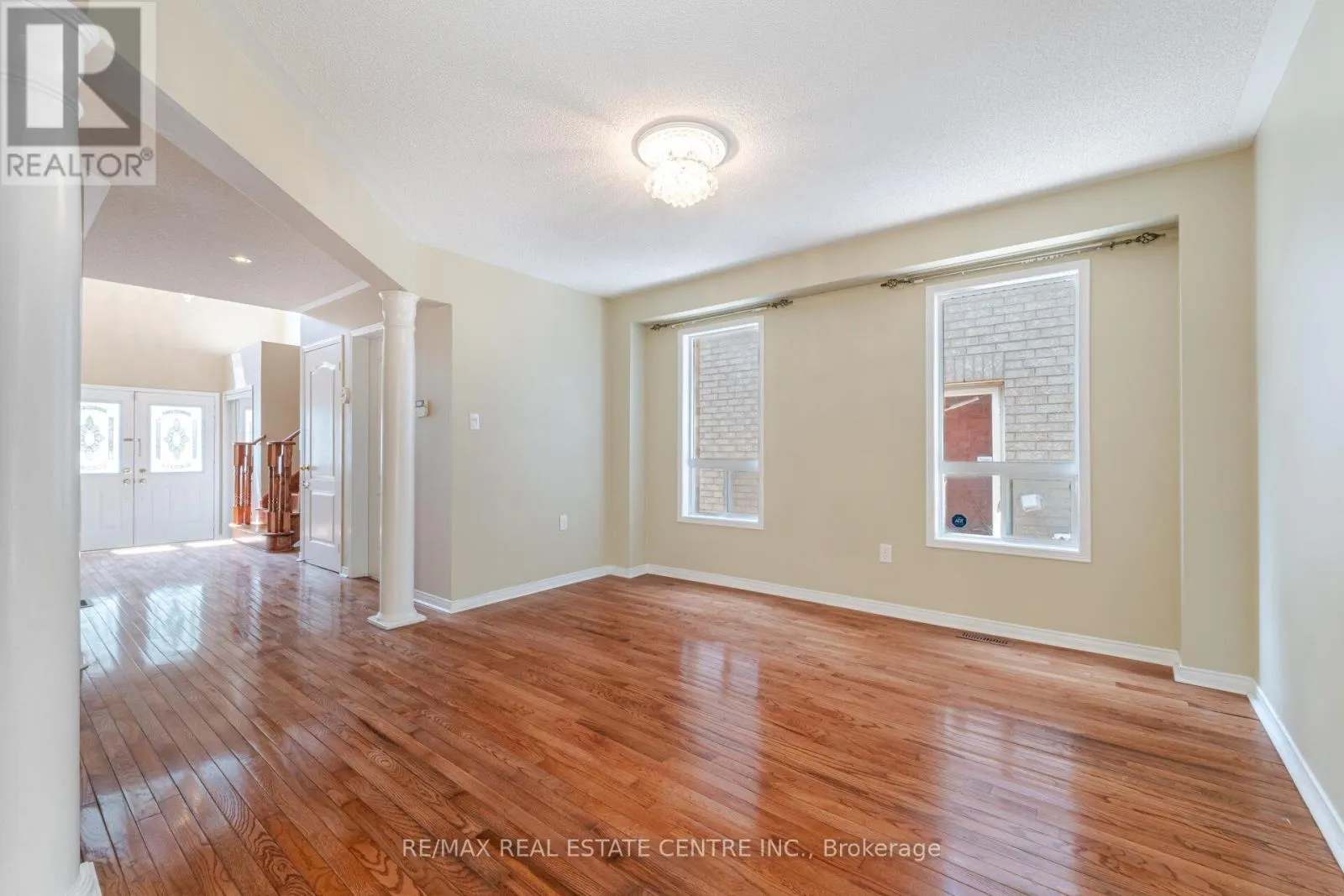 181 BRISDALE DRIVE