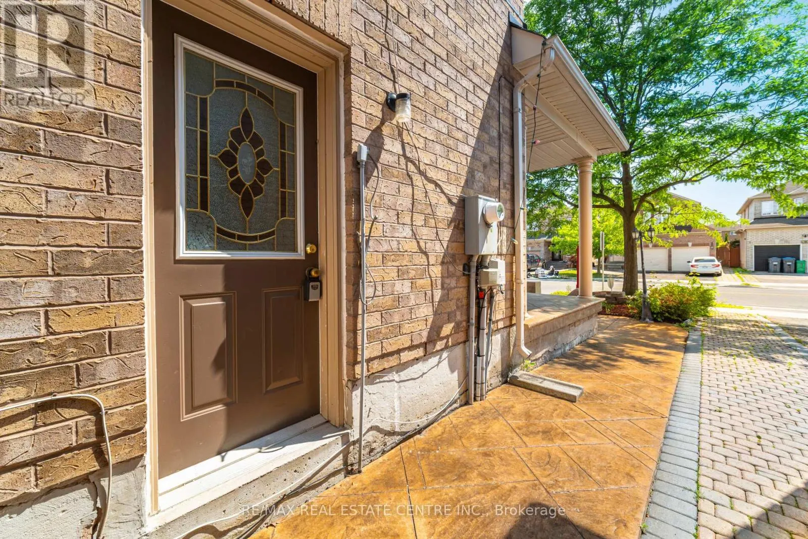 181 BRISDALE DRIVE