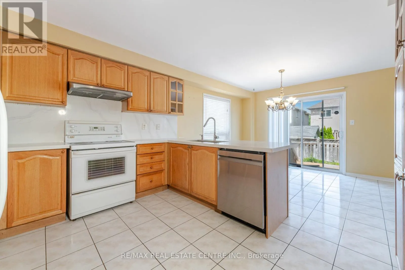 181 BRISDALE DRIVE