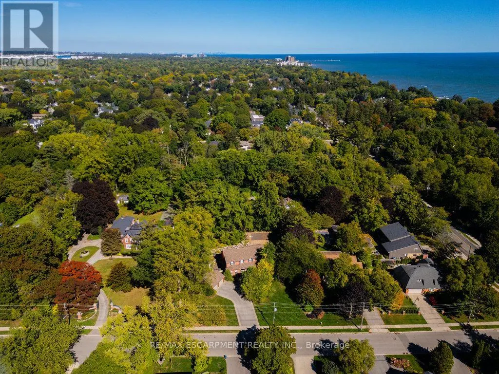 225 SHOREACRES ROAD