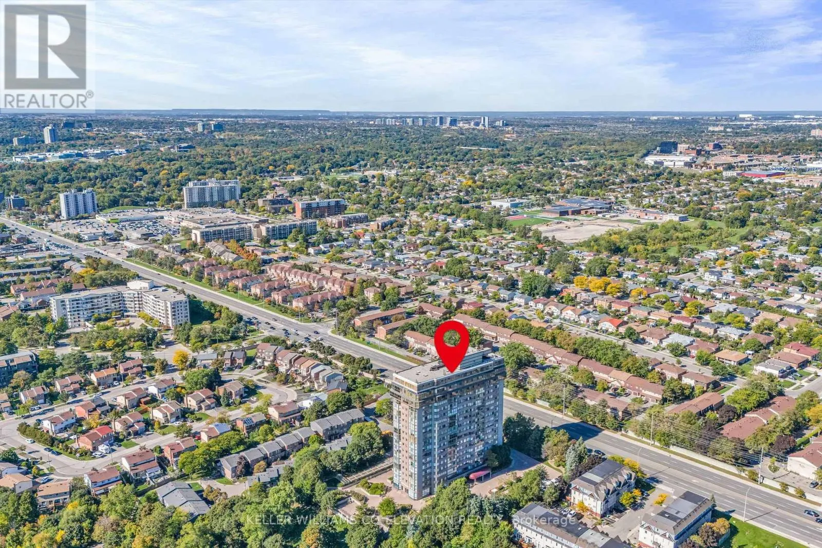 1604 - 880 DUNDAS STREET W