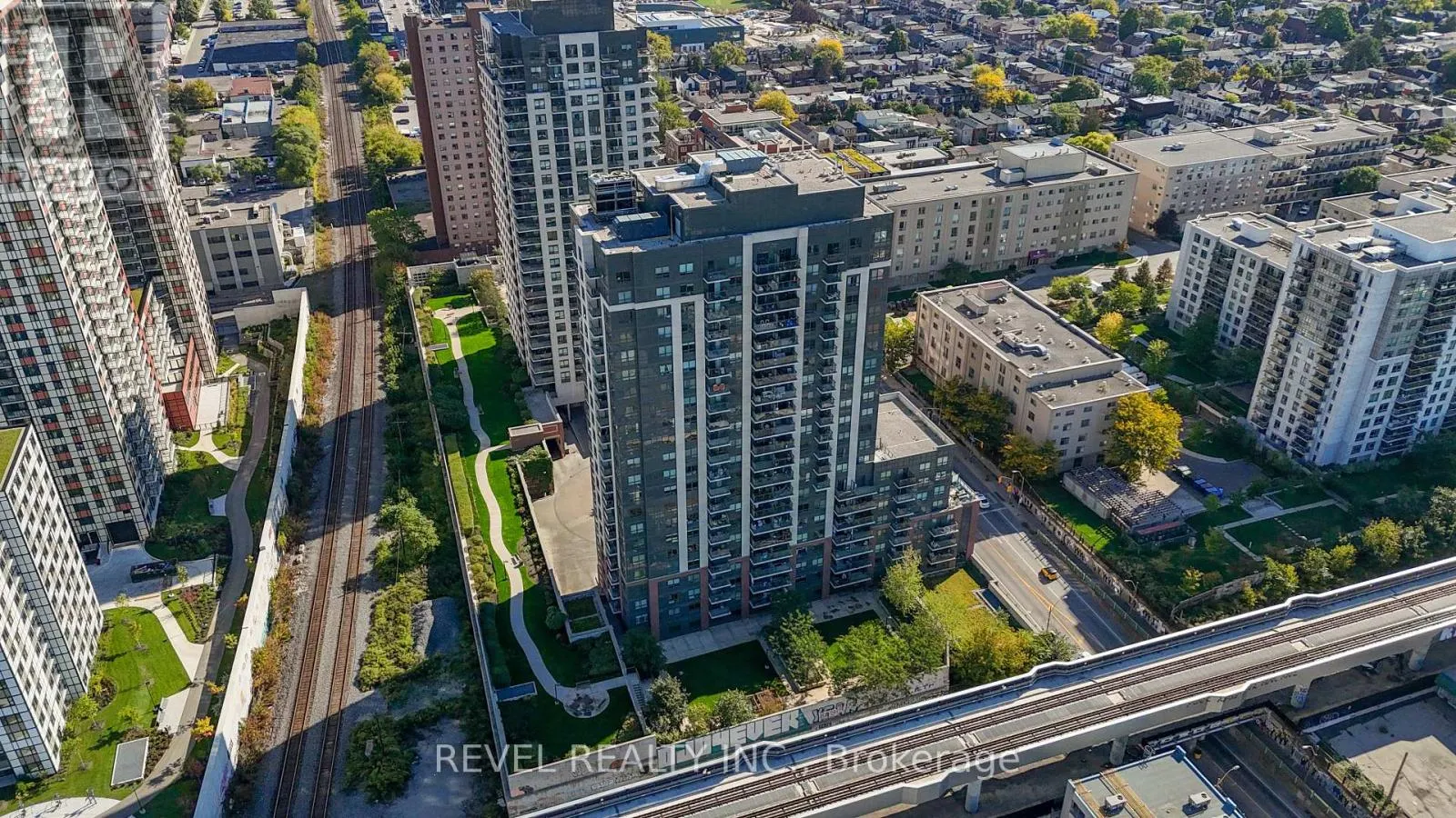 412 - 1420 DUPONT STREET