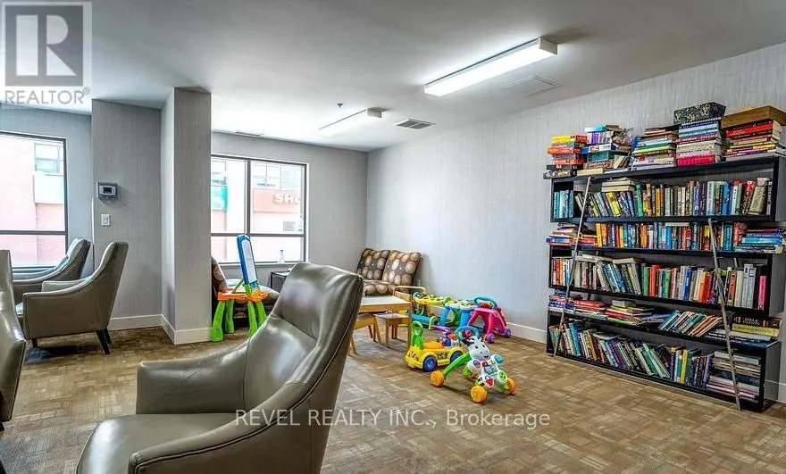 412 - 1420 DUPONT STREET