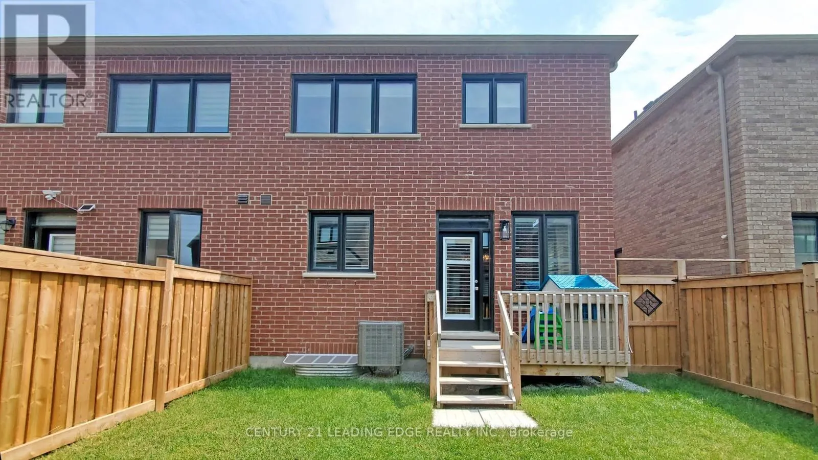 322 THIMBLEWEED COURT