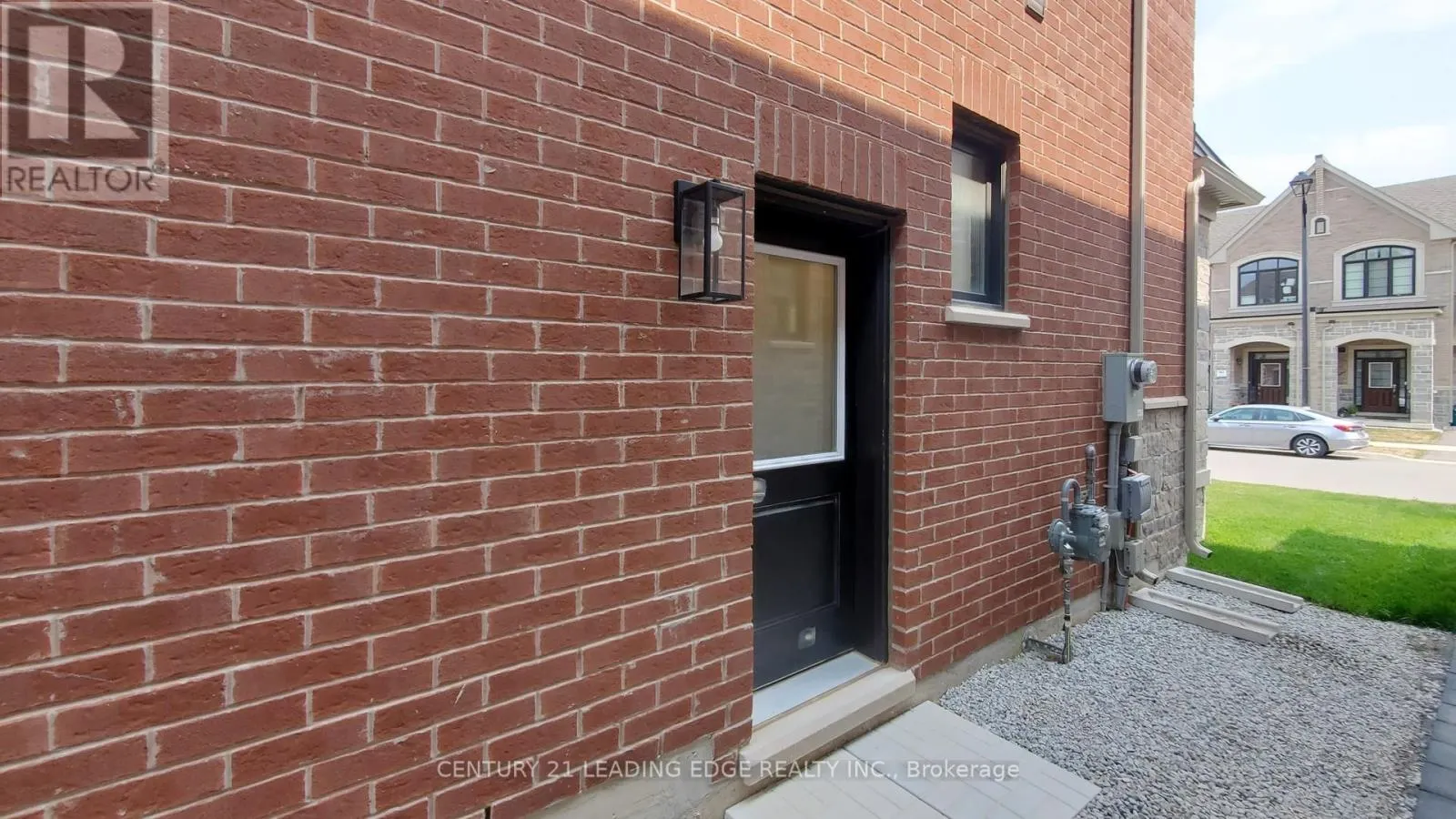 322 THIMBLEWEED COURT