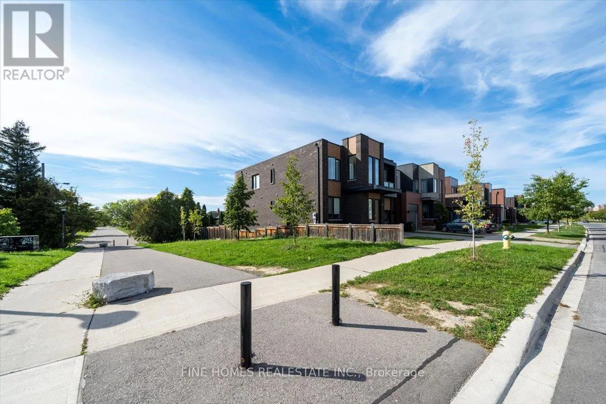 18 STANLEY GREENE BOULEVARD