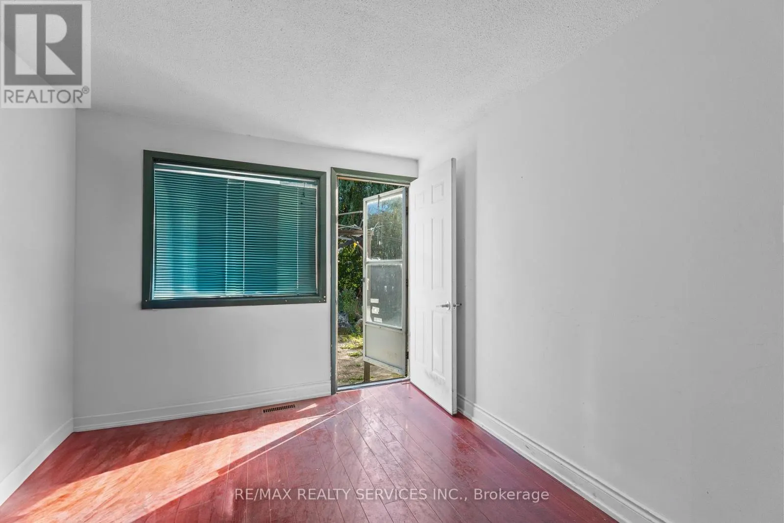 20 MADOC DRIVE
