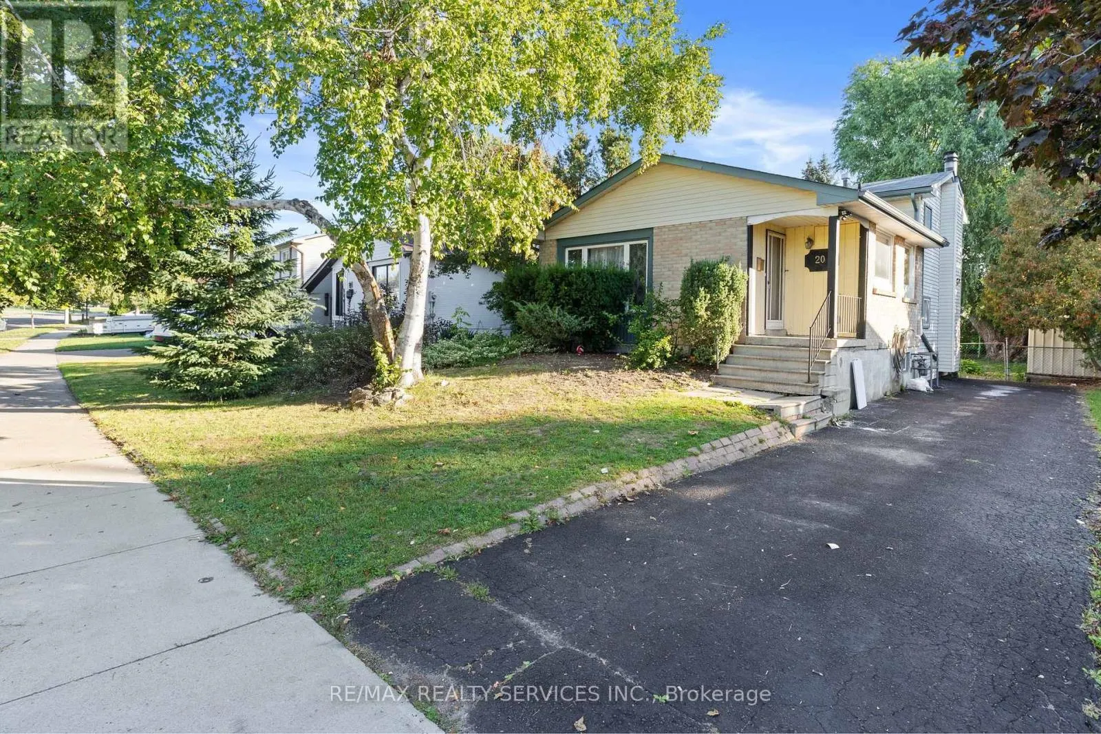 20 MADOC DRIVE