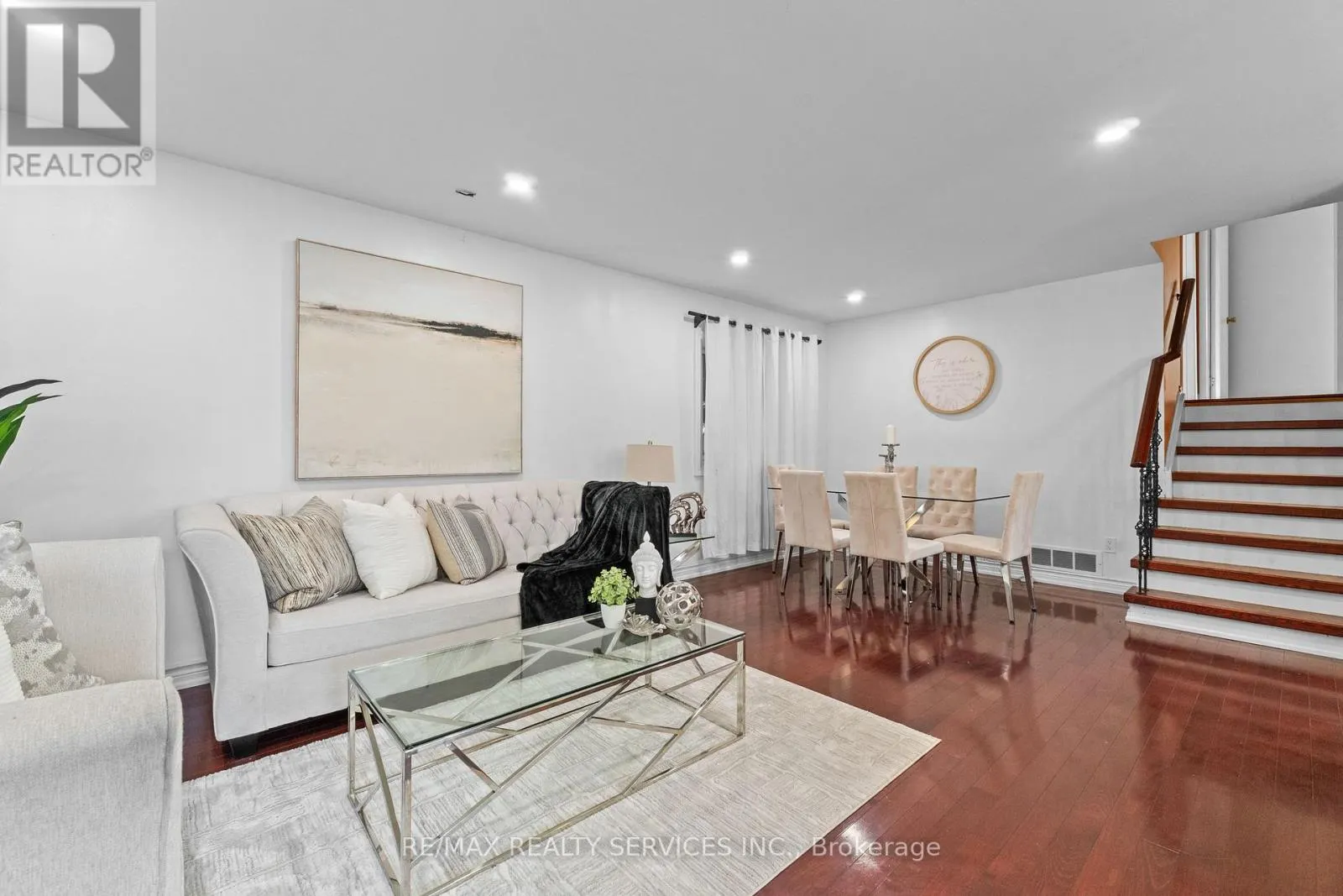 20 MADOC DRIVE