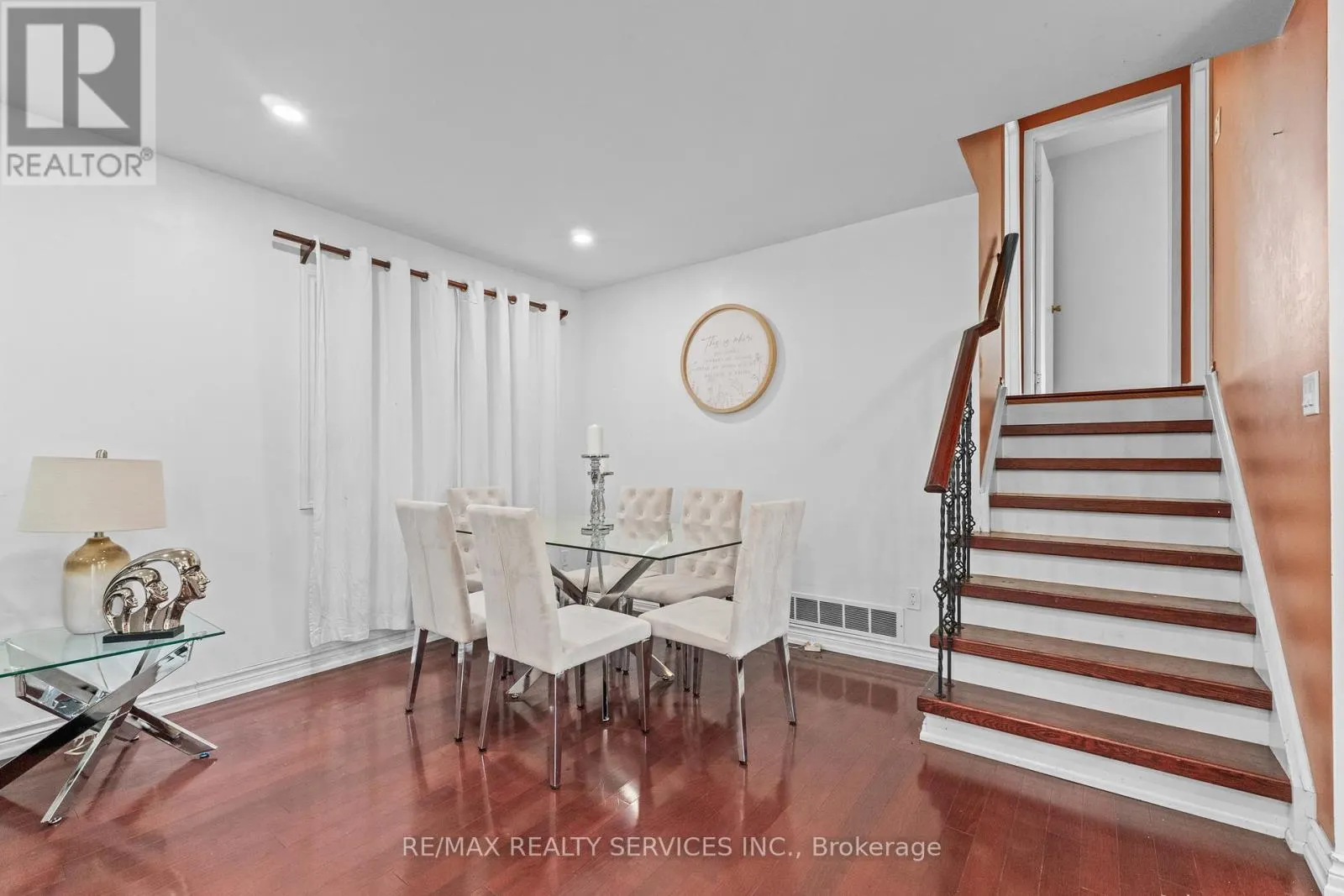 20 MADOC DRIVE