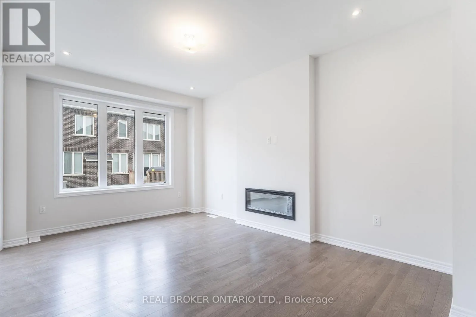 763 APPLE TERRACE