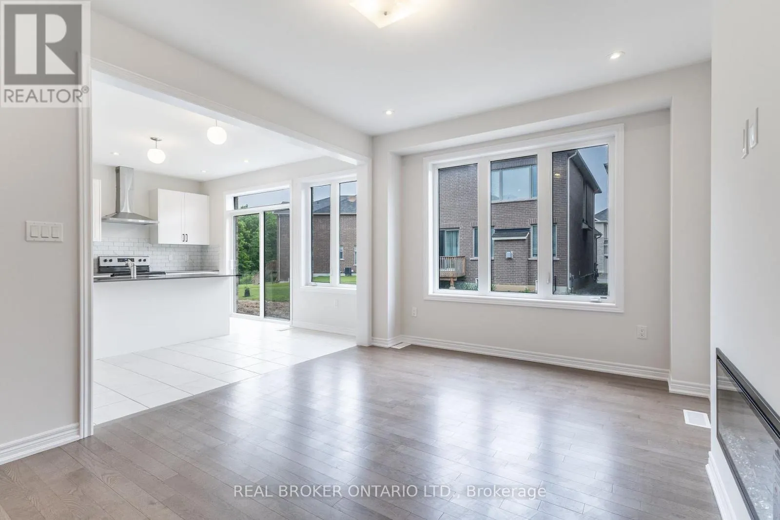 763 APPLE TERRACE