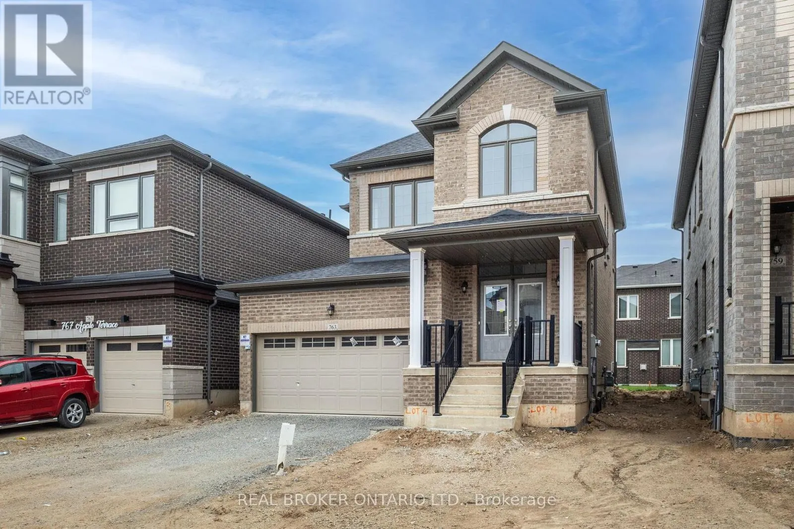 763 APPLE TERRACE