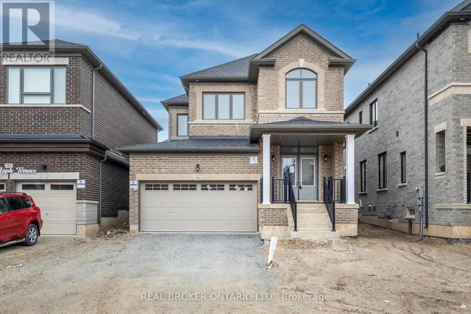 763 APPLE TERRACE