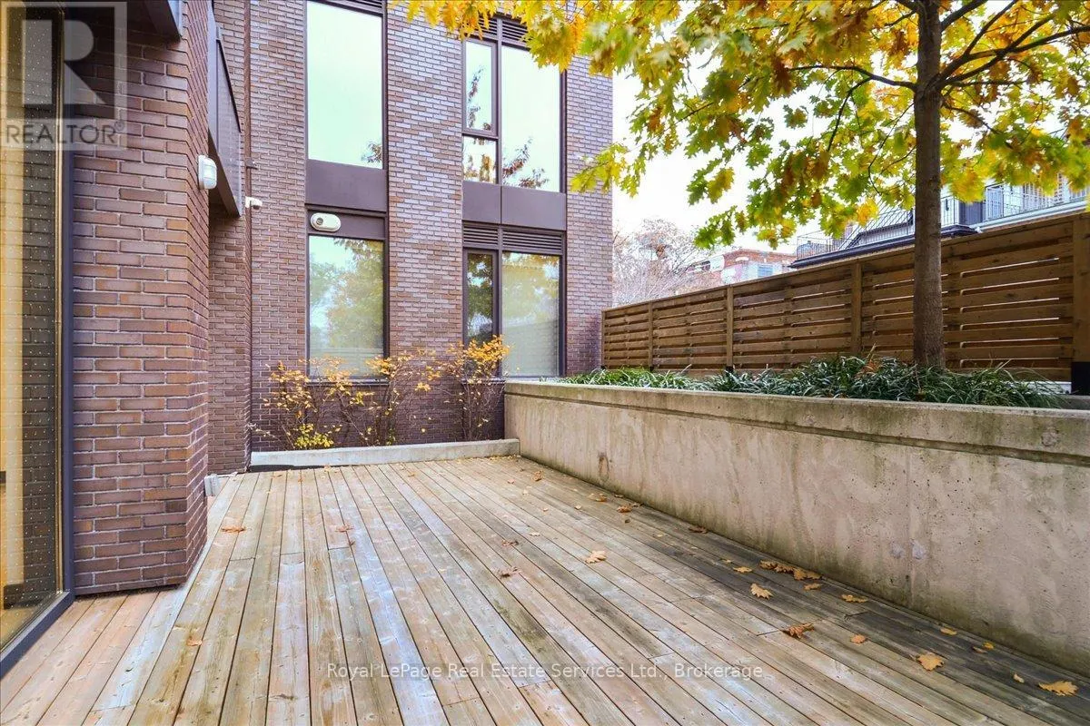 330 - 35 WABASH AVENUE, #330