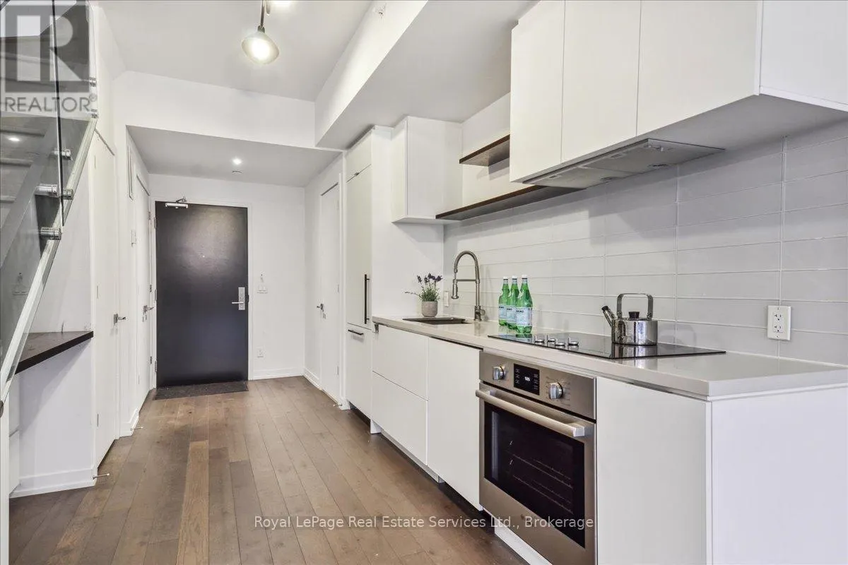 330 - 35 WABASH AVENUE, #330