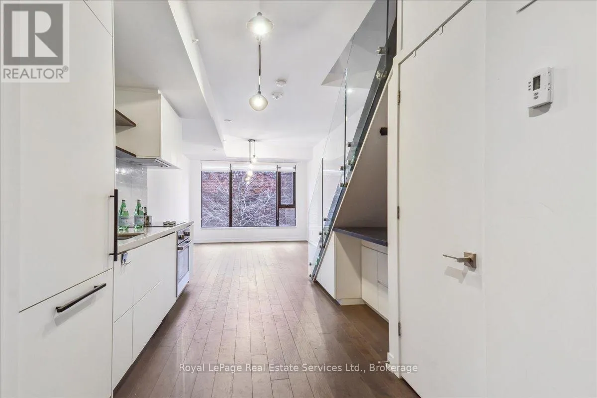 330 - 35 WABASH AVENUE, #330