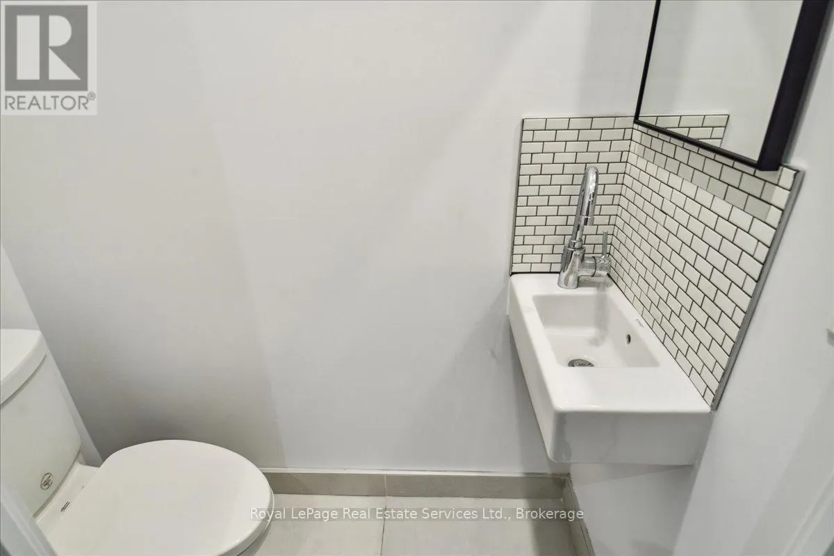 330 - 35 WABASH AVENUE, #330