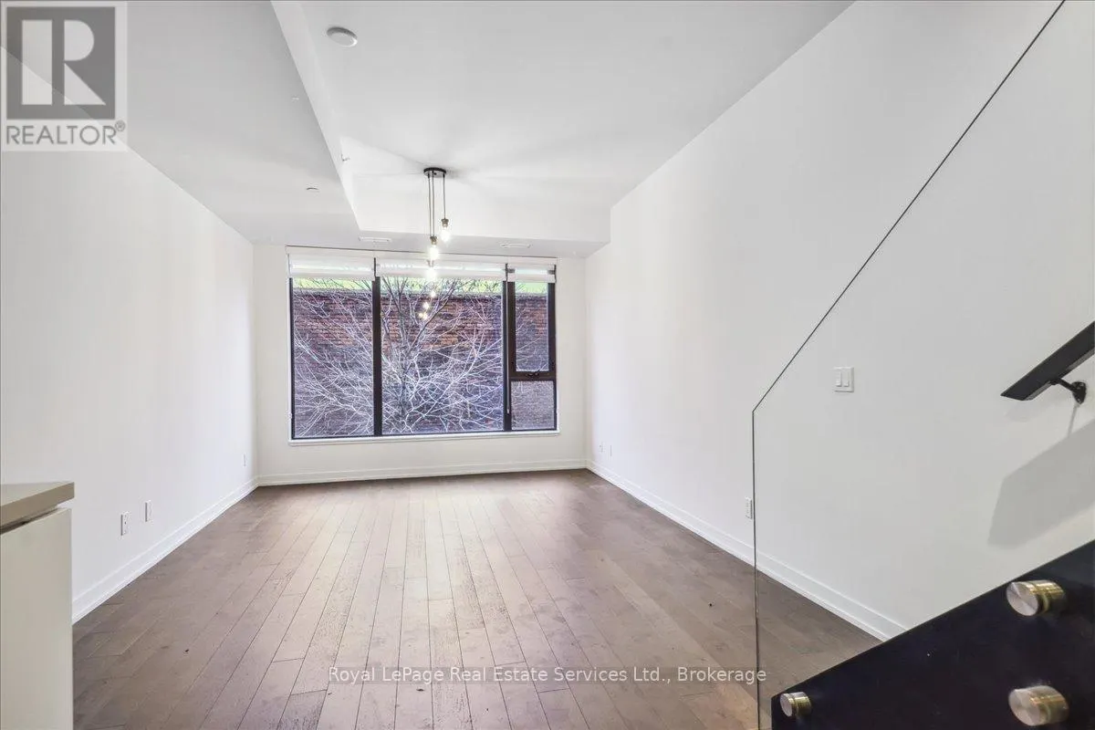 330 - 35 WABASH AVENUE, #330