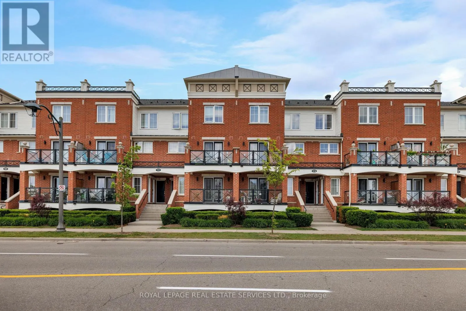 10 - 15 HAYS BOULEVARD