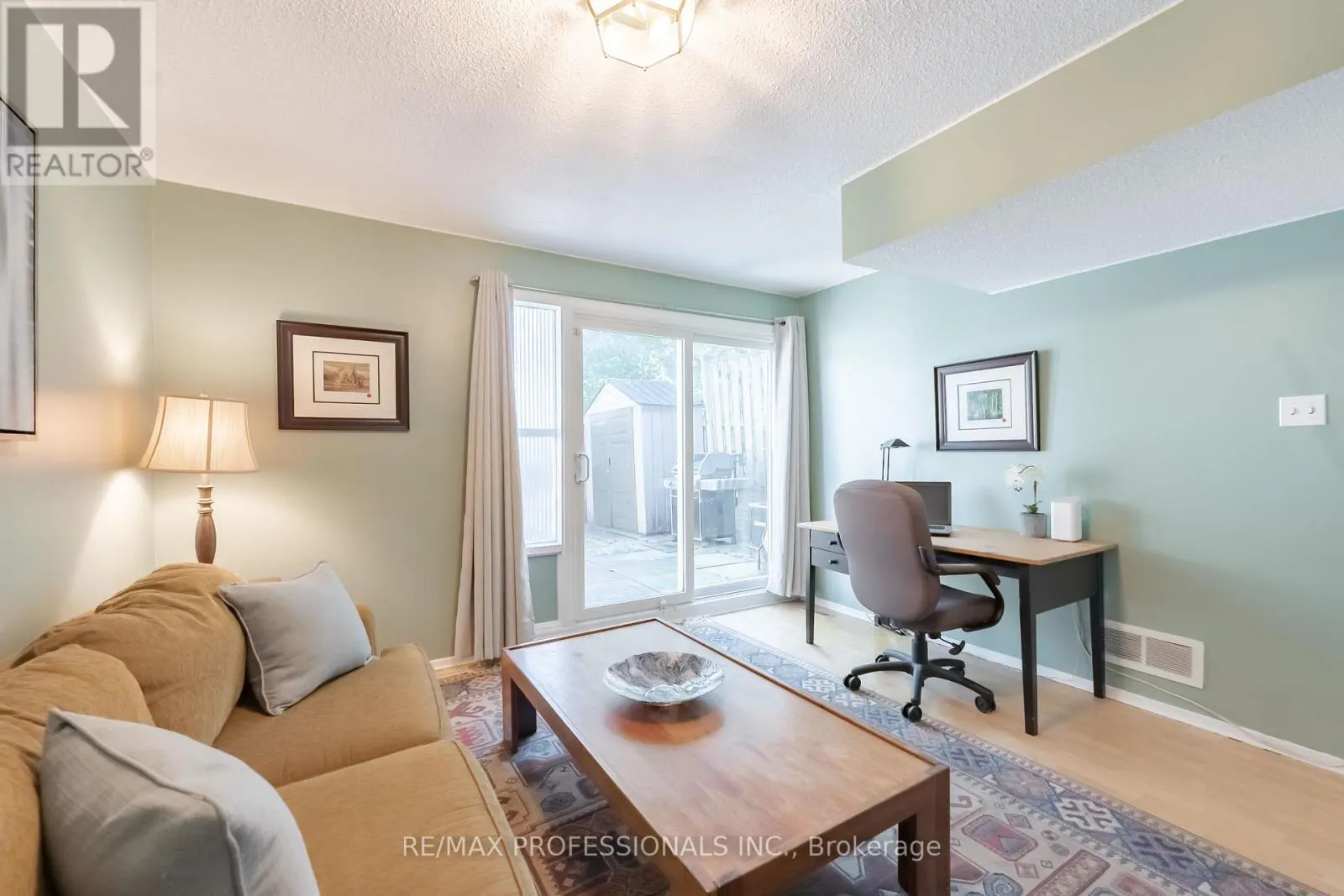 65 - 405 HYACINTHE BOULEVARD