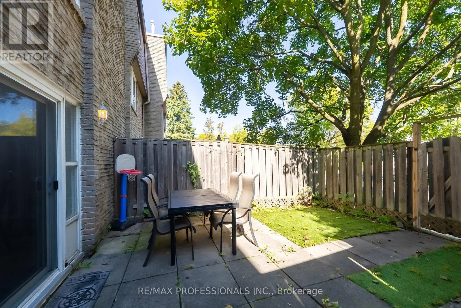 65 - 405 HYACINTHE BOULEVARD