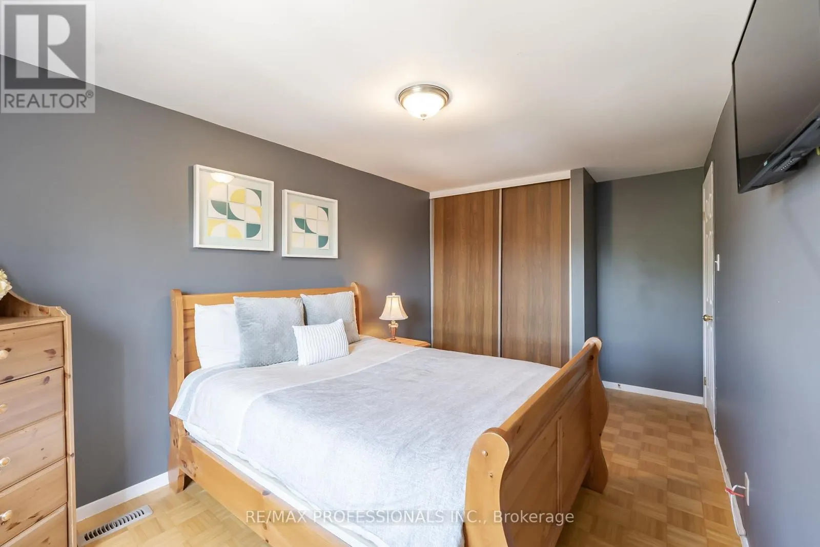 65 - 405 HYACINTHE BOULEVARD