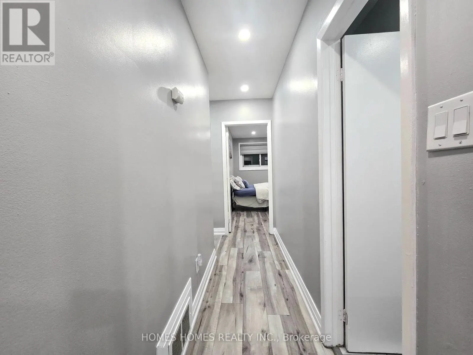 65 ELNATHAN CRESCENT