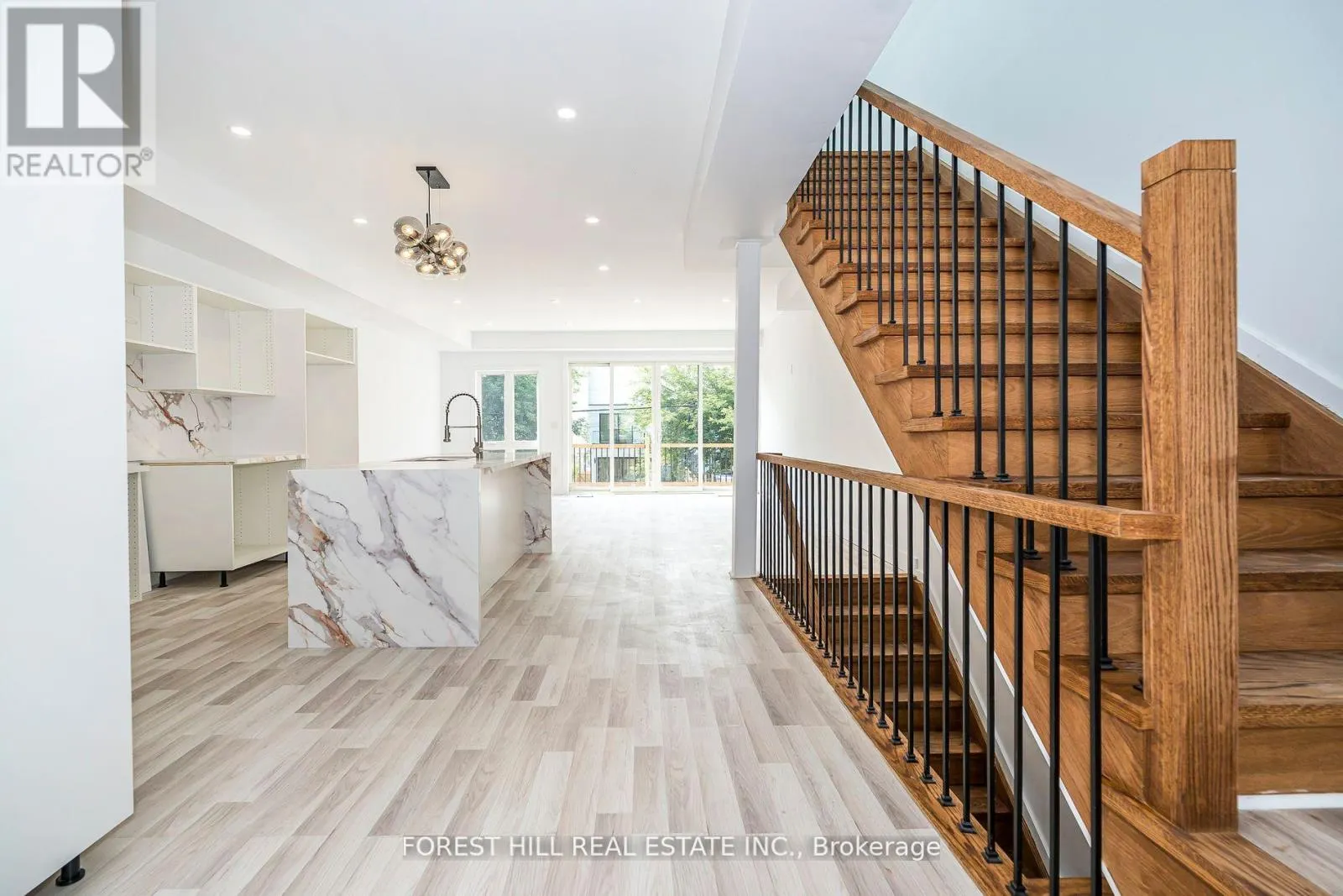 19 SIMPSON AVENUE