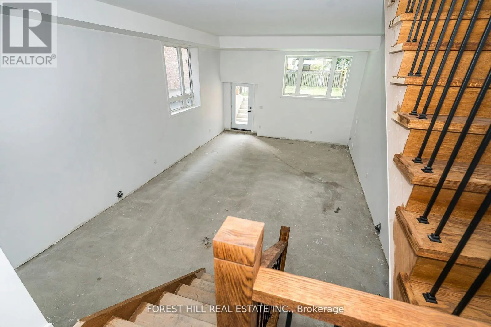19 SIMPSON AVENUE