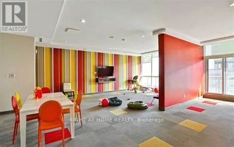 815 - 4055 PARKSIDE VILLAGE DRIVE