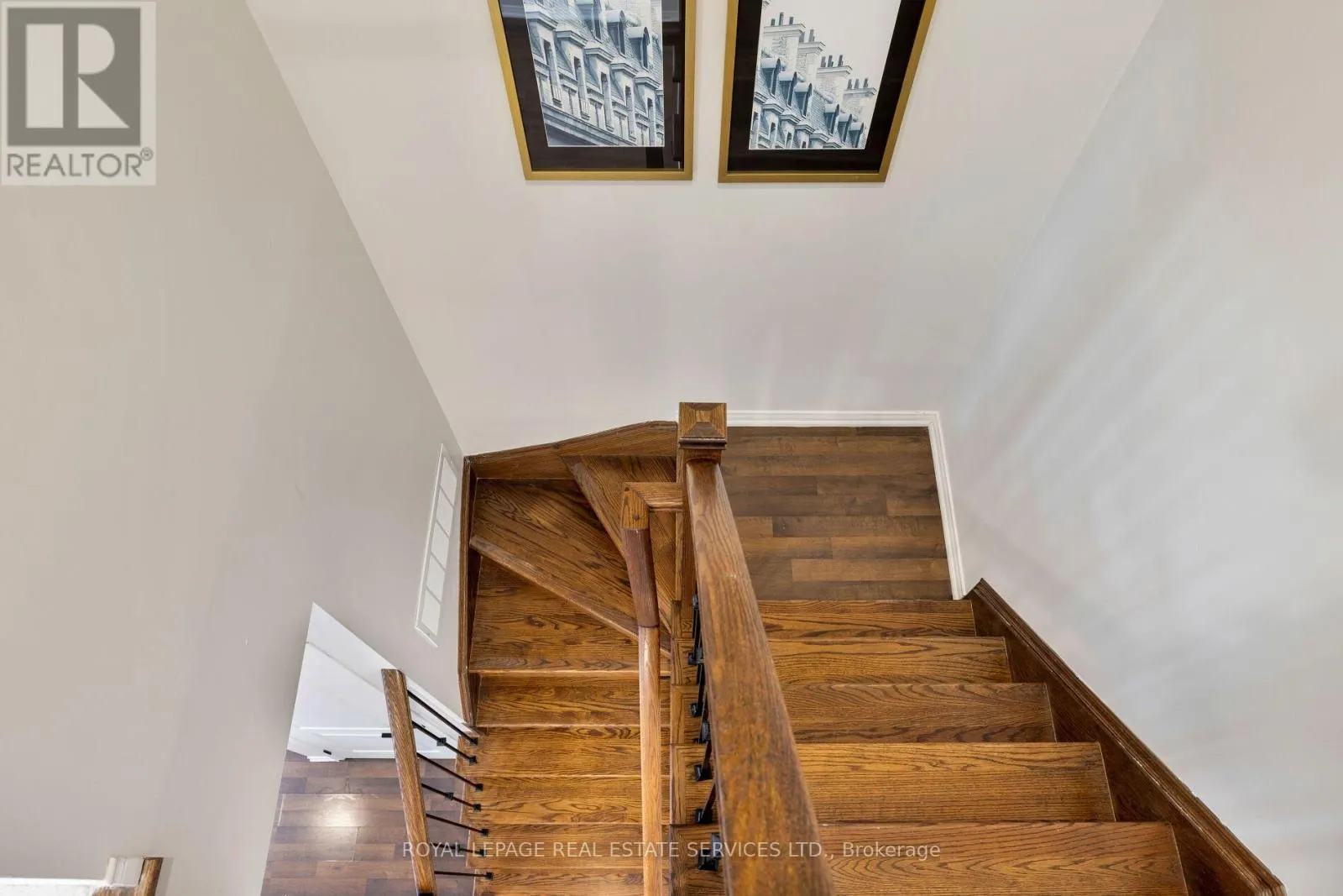 10 - 15 HAYS BOULEVARD