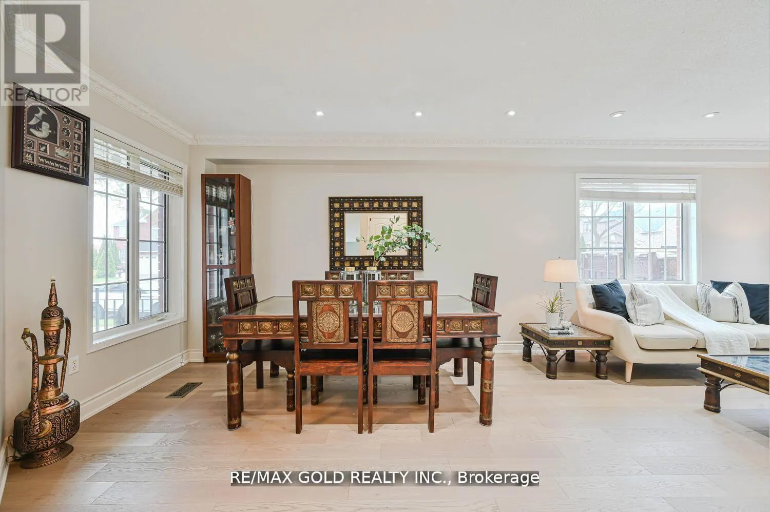 44 RIBBON DRIVE