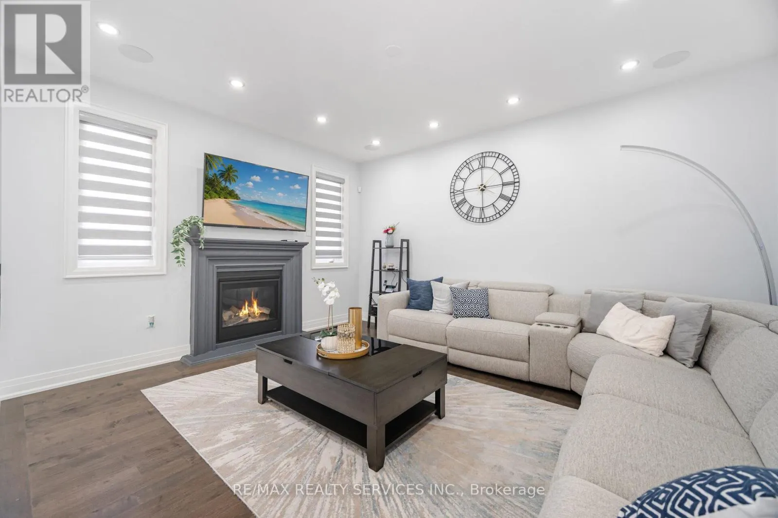 49 PUFFIN CRESCENT