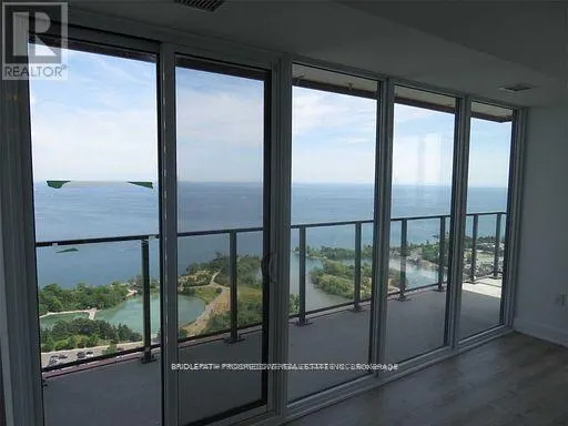 3918 - 30 SHORE BREEZE DRIVE