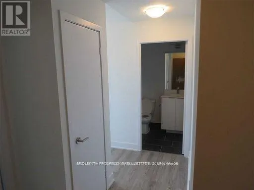 3918 - 30 SHORE BREEZE DRIVE