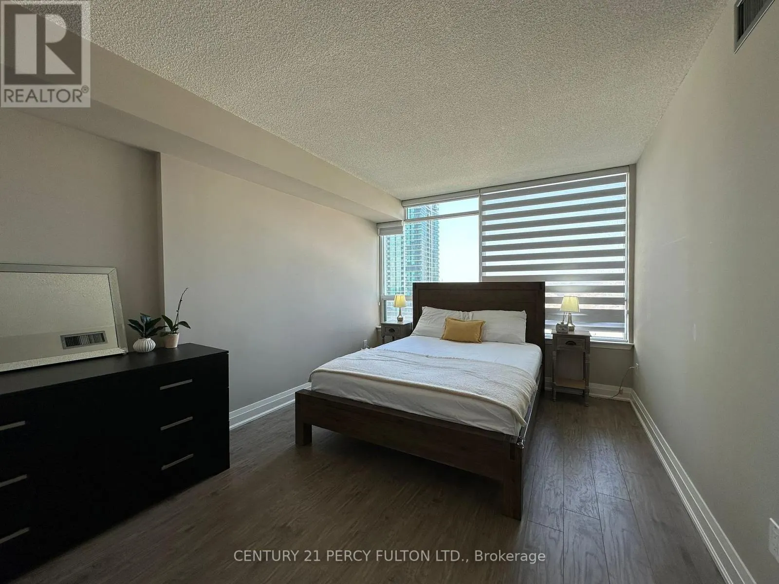 1511 - 550 WEBB DRIVE