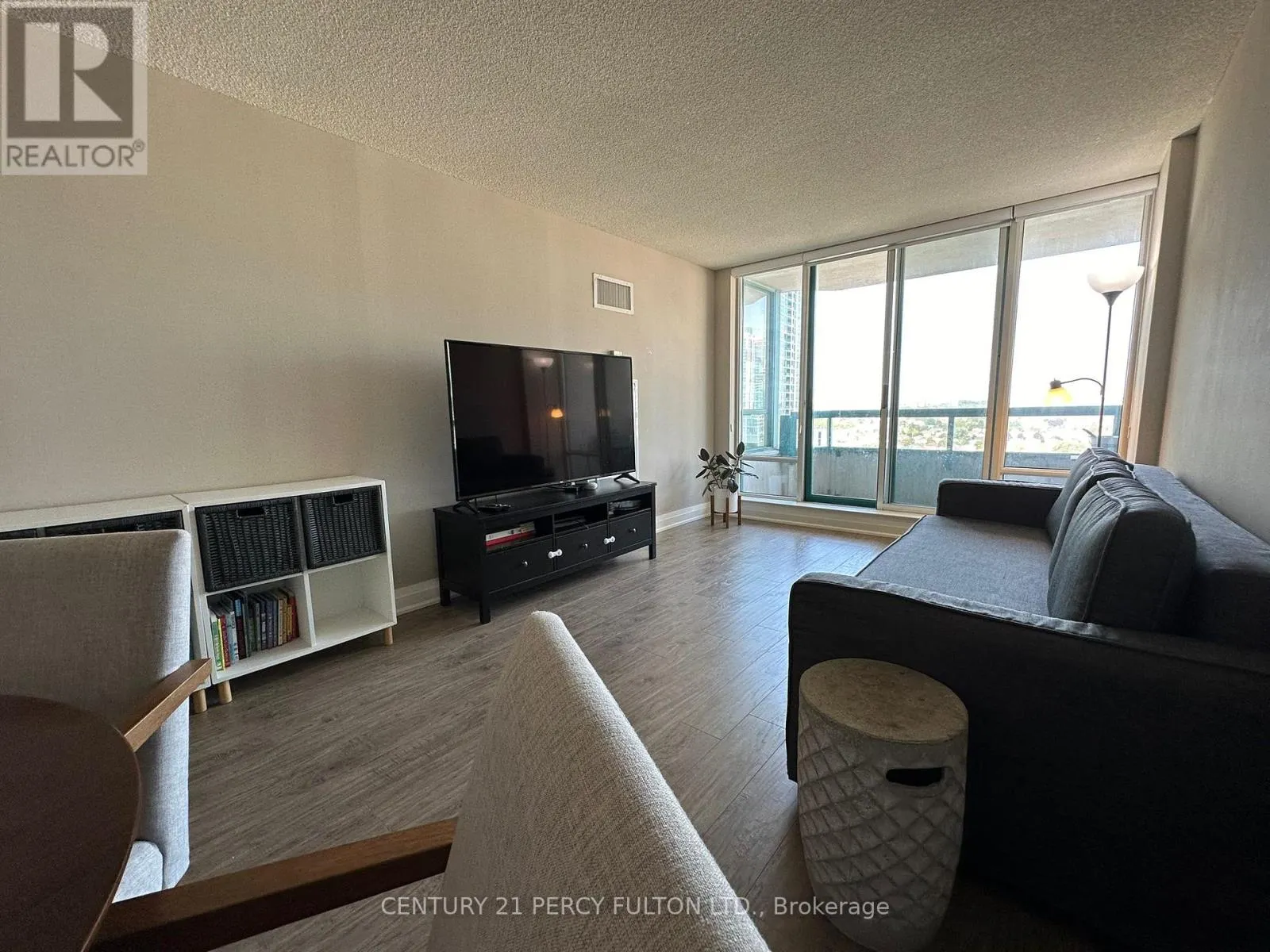 1511 - 550 WEBB DRIVE