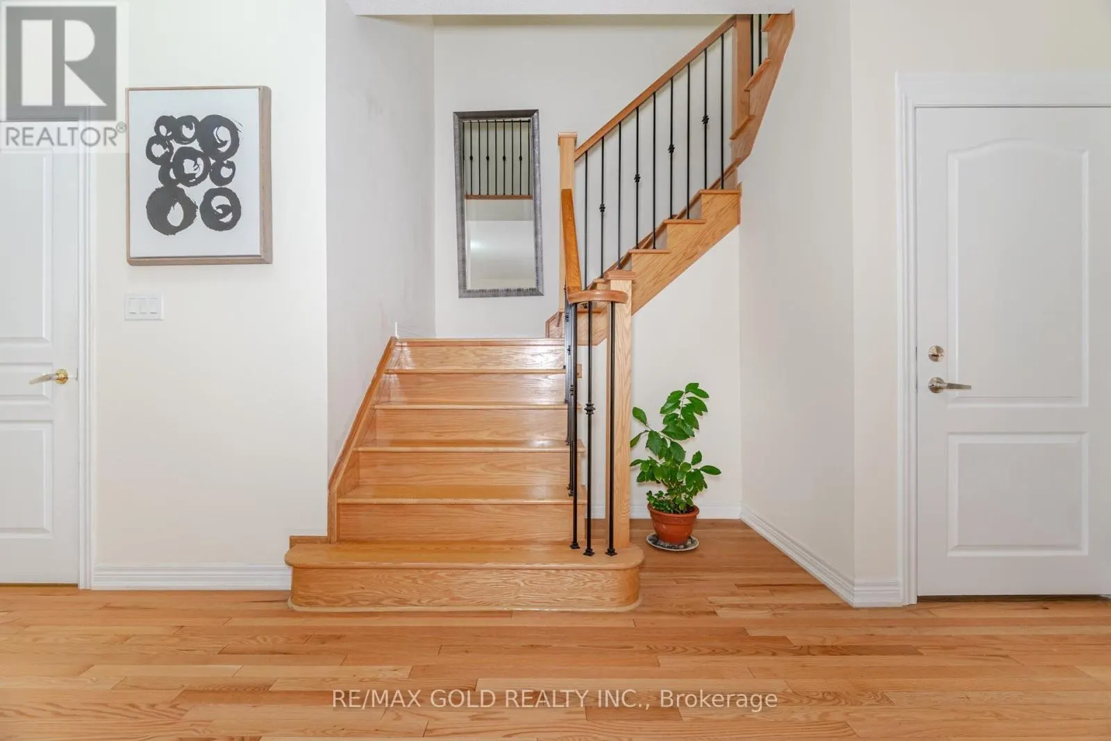 8 WASHBURN ROAD