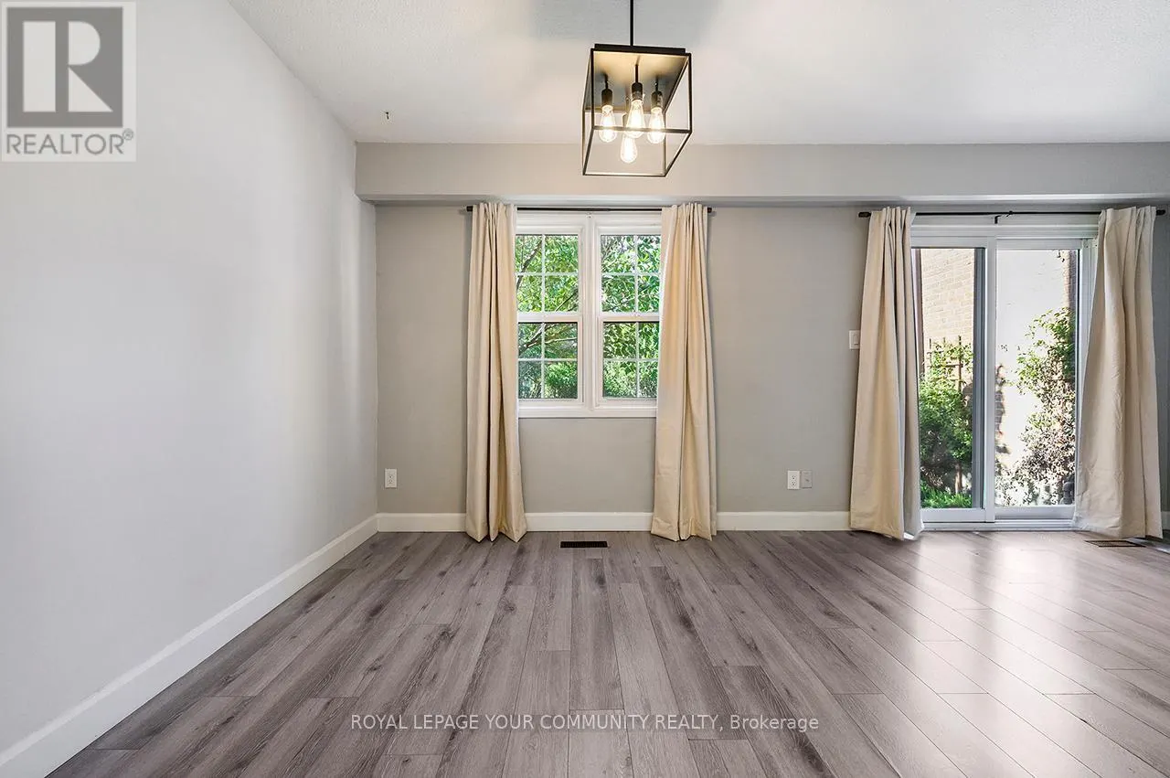 102 - 2120 RATHBURN ROAD E