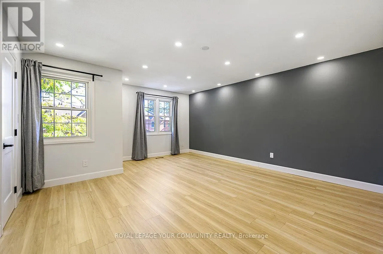 102 - 2120 RATHBURN ROAD E