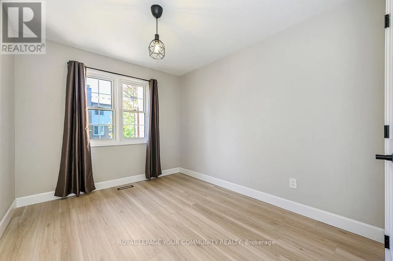 102 - 2120 RATHBURN ROAD E