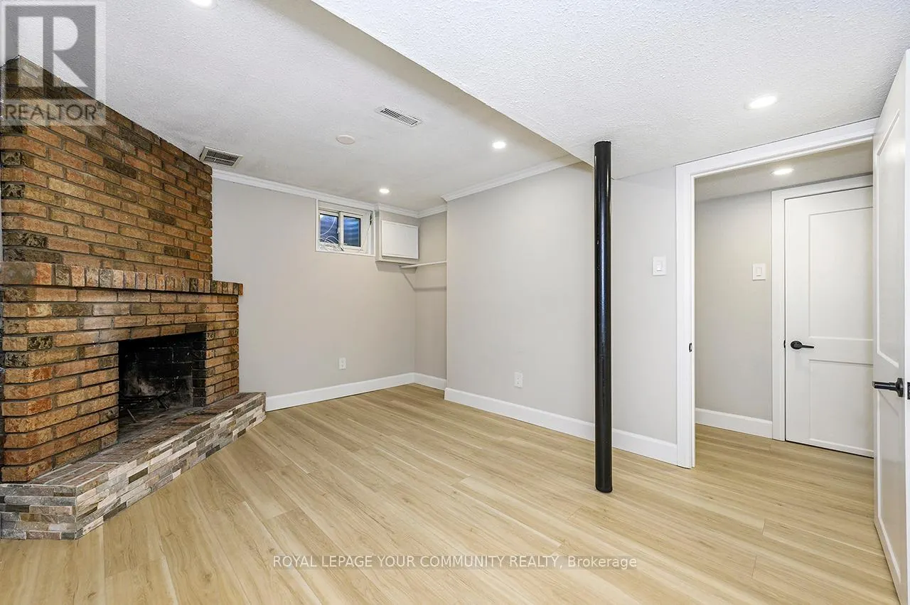 102 - 2120 RATHBURN ROAD E