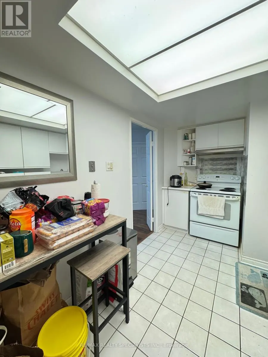 1807 - 4460 TUCANA COURT