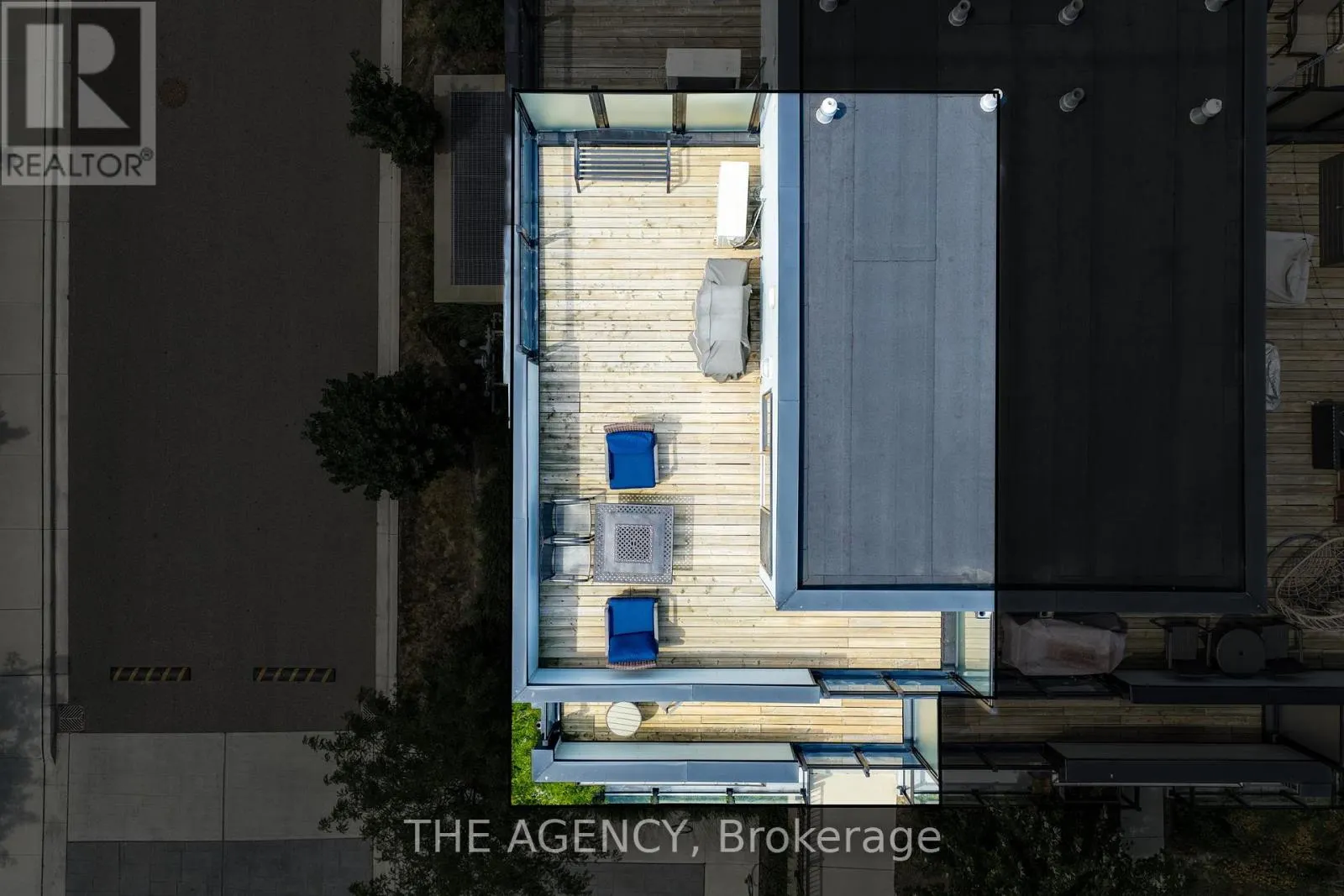 10 - 2212 BROMSGROVE ROAD