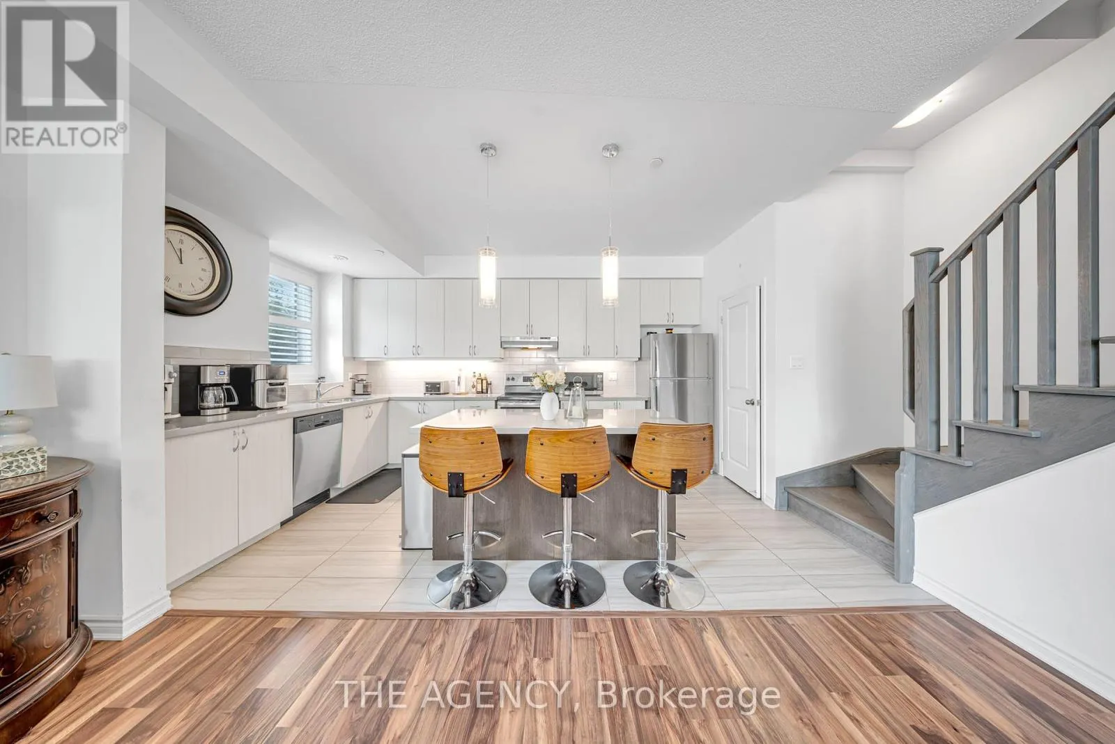 10 - 2212 BROMSGROVE ROAD