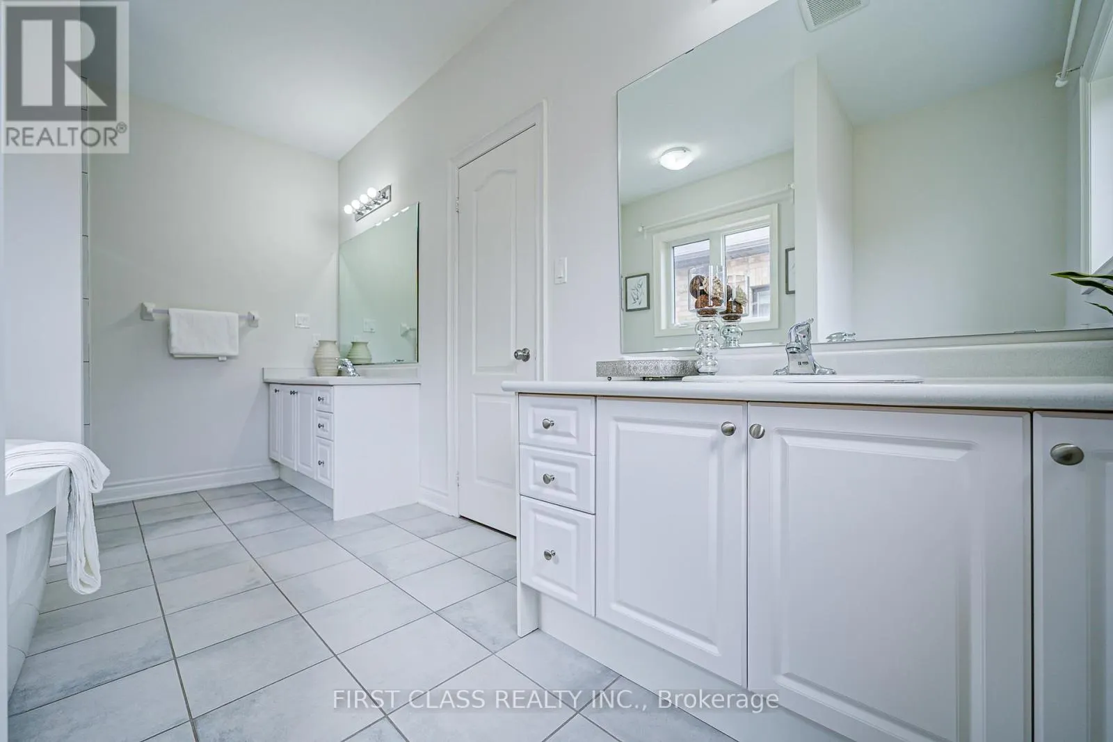 3103 STREAMWOOD PASSAGE