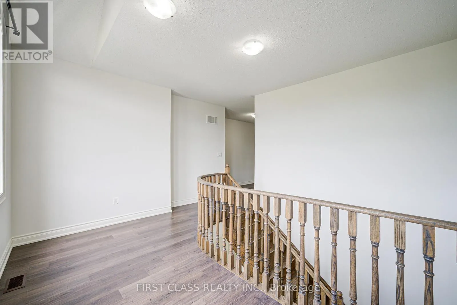 3103 STREAMWOOD PASSAGE
